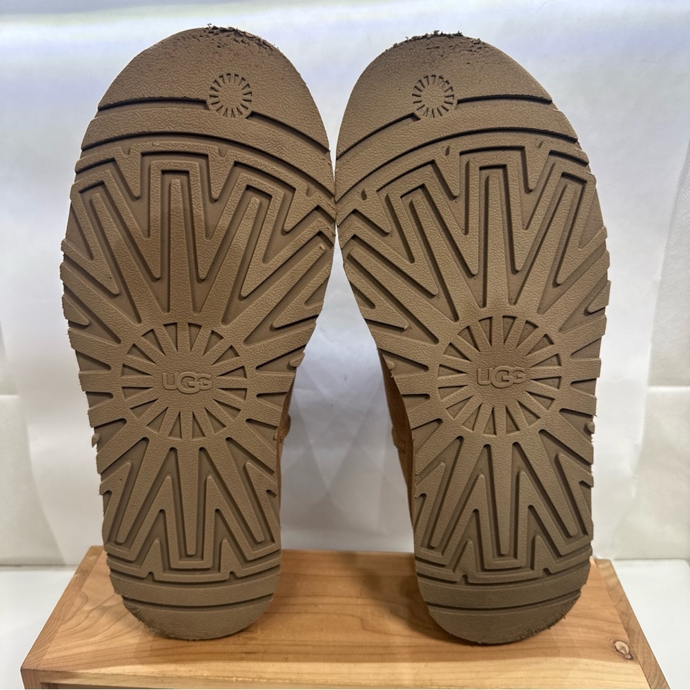 Ugg Classic Mini Dipper Thundercloud Chestnut Boo… - image 6